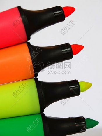丰富多彩的荧光笔