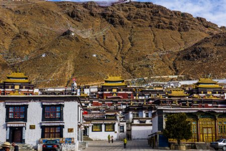 西藏扎布伦寺风景