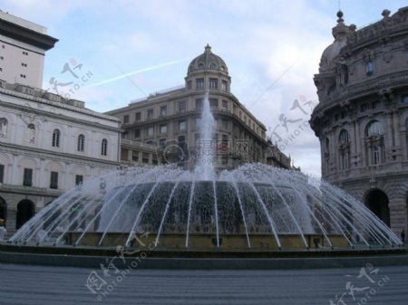德法拉利广场上的喷泉