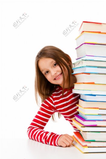 开心的小女孩与书本图片