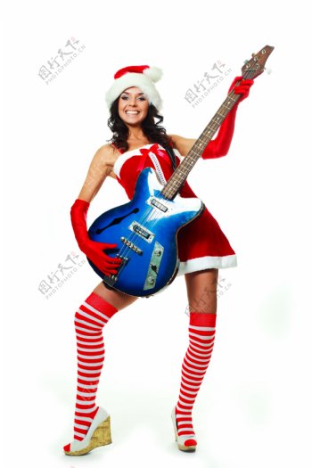 穿圣诞衣弹吉他的女人图片