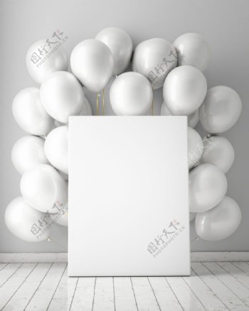 白色气球与空白展板