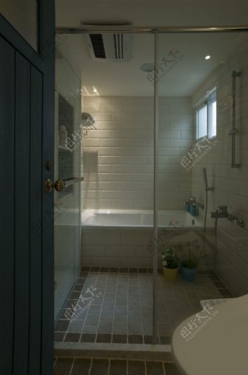 美式浴室装修效果图