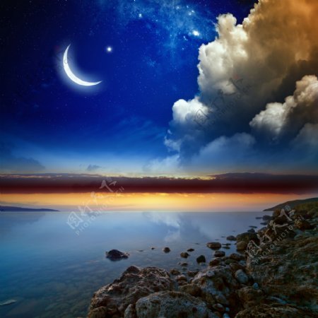 海边石头月亮星星图片