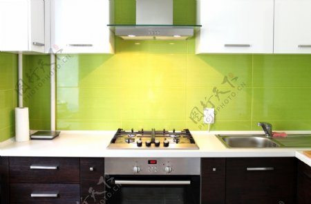 彩色亮系厨房设计图片