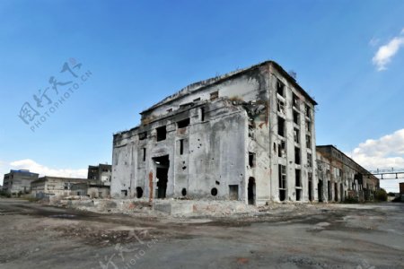 废弃的工厂建筑图片
