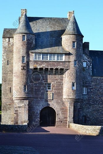 石头城堡和大门