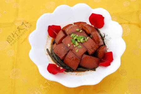 干豆角红烧肉图片