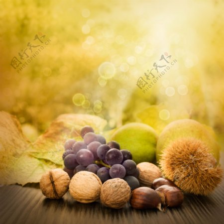 葡萄和坚果