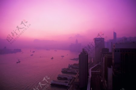 清晨的香港城市风光图片