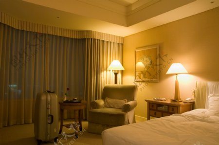酒店旅馆的卧室图片