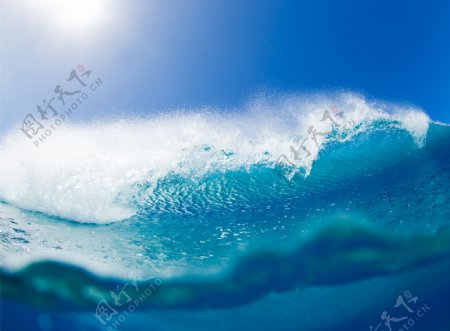 大海巨浪摄影