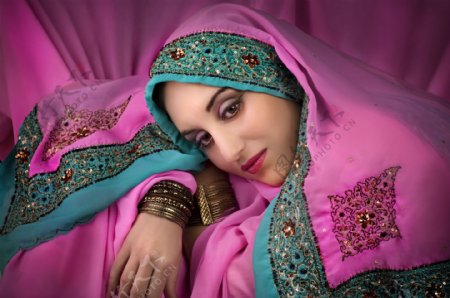 漂亮的伊斯兰教女人图片