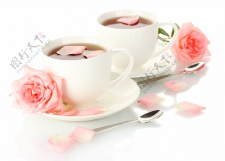 咖啡与粉玫瑰图片