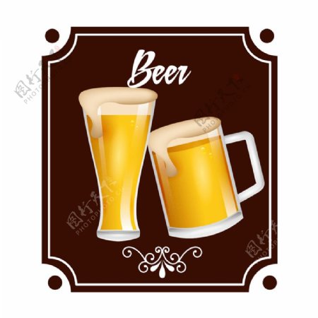 两杯啤酒图片
