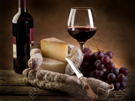 红酒葡萄奶酪图片
