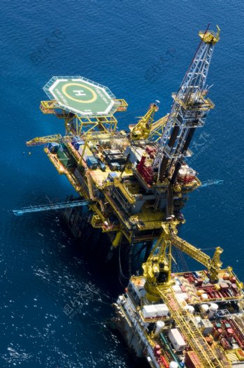 海上石油工业基地图片