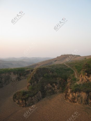 黄土高原的黎明图片