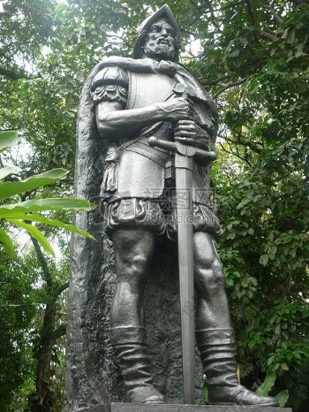 西班牙语的征服者雕像