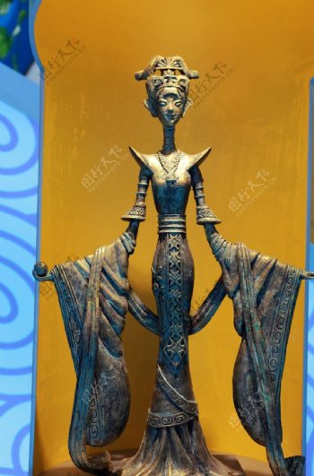鱼凫公主雕像