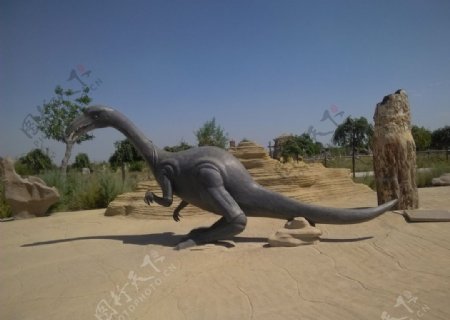 恐龙石雕