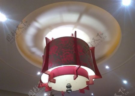 餐厅顶灯
