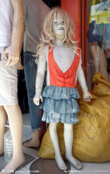 服装展板儿童模特
