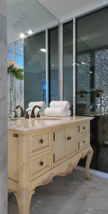 东南亚大气风格浴室柜子设计效果图