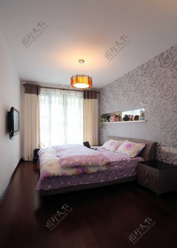 简约风室内设计卧室紫色壁纸效果图