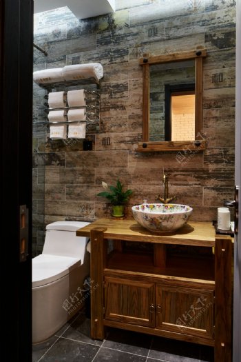 现代时尚卫生间木制柜子室内装修效果图