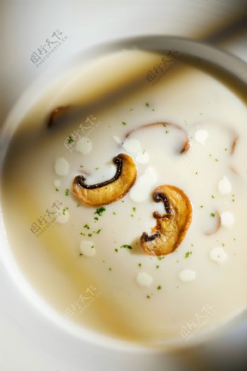 蘑菇奶油汤