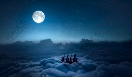 月光下的云中帆船
