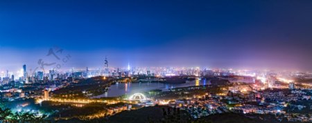 紫金山俯瞰南京城夜景