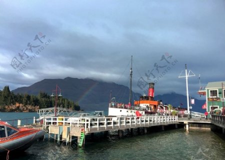 新西兰皇后镇码头风景