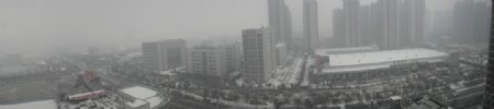 雪天下的城市风景