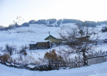 松岭雪村