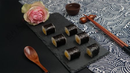 日式料理系列之紫菜包饭寿司卷1