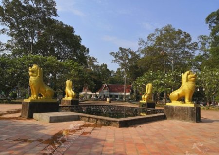 柬埔寨皇家公园石狮子