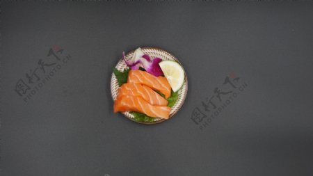 日式料理三文鱼俯视图片