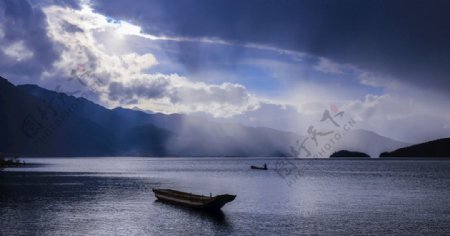 唯美泸沽湖航拍风景