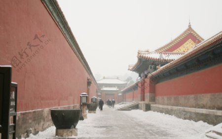 初雪北京故宫紫禁城红墙