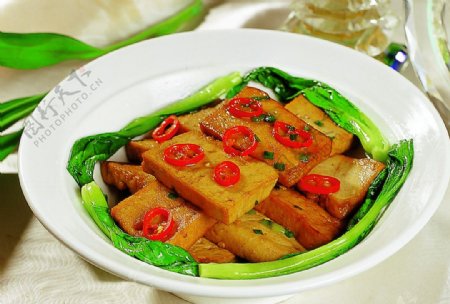 香煎村菇豆腐