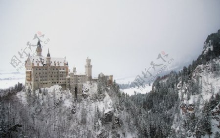 雪山之巅的城堡