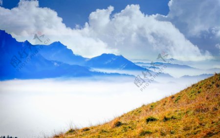 阿尔卑斯山全景图