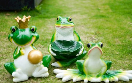 青蛙雕塑