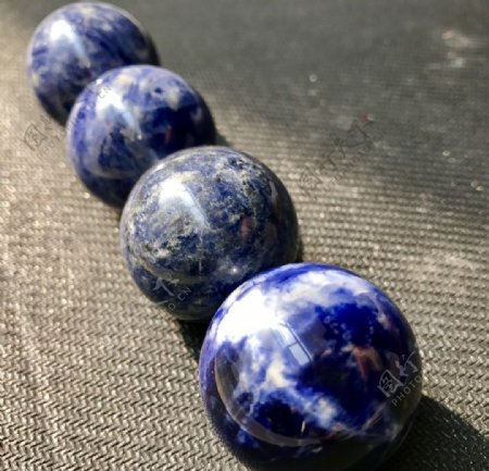 水晶蓝纹石球