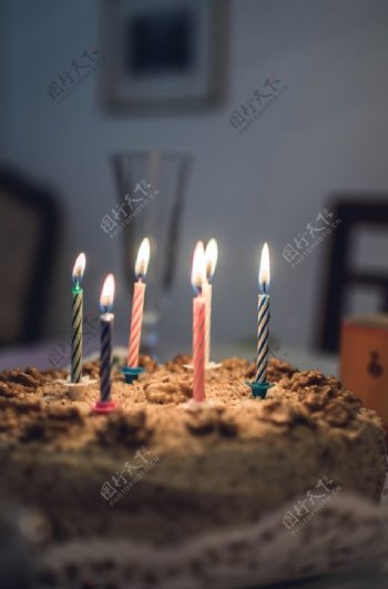 蛋糕生日蜡烛祝贺庆祝背景素材