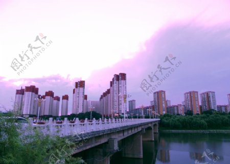 平山县城冶河桥风景