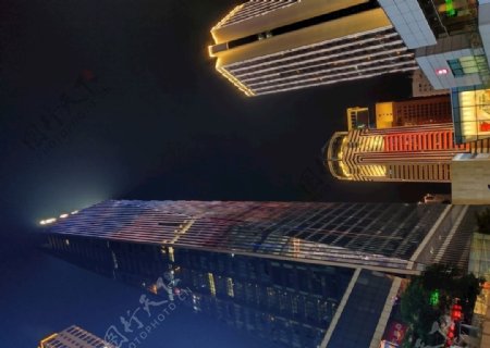 深圳城市建筑夜景华强北图片