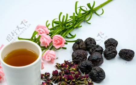 茶与黑枣图片